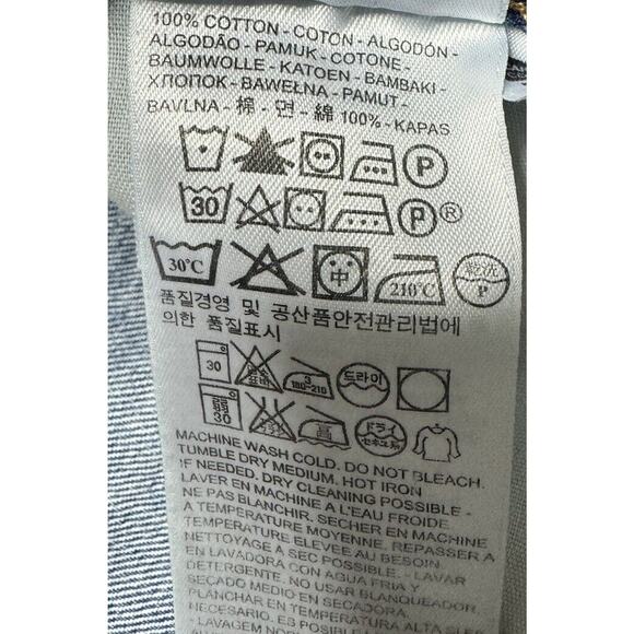 Levis 517 Women's Straight Leg Distressed Crop Jeans - Size 28x26.5 - Picture 7 of 8